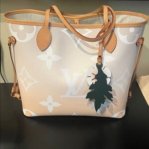 Louis Vuitton Monogram Giant By The Pool Neverfull MM Brume